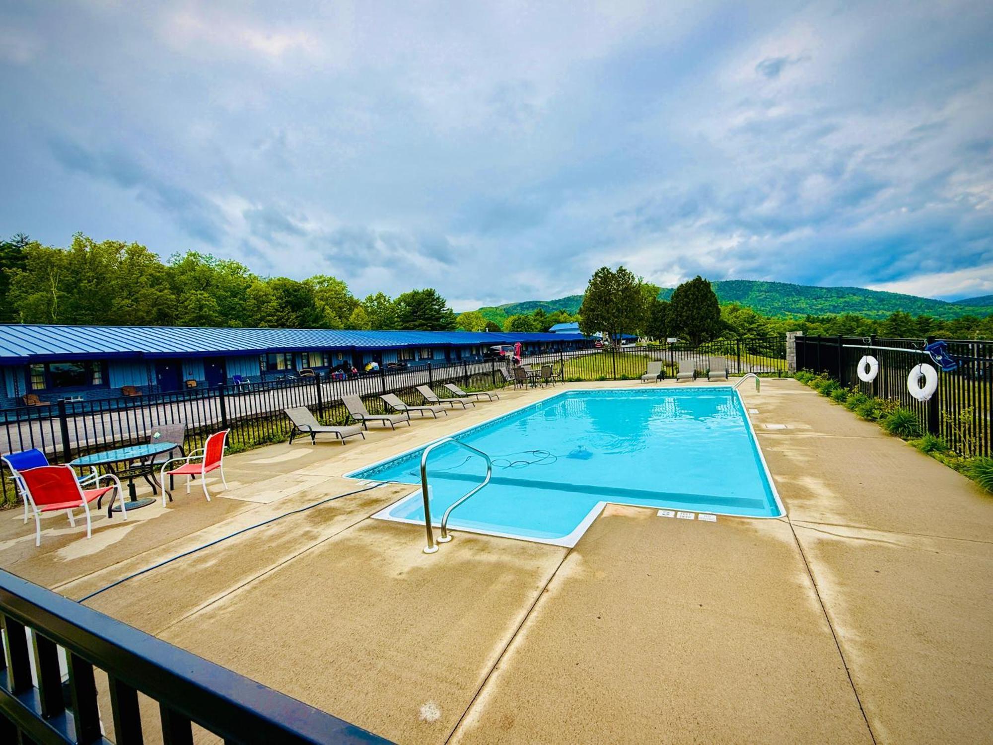 Travelodge By Wyndham Lake George Ny Kültér fotó